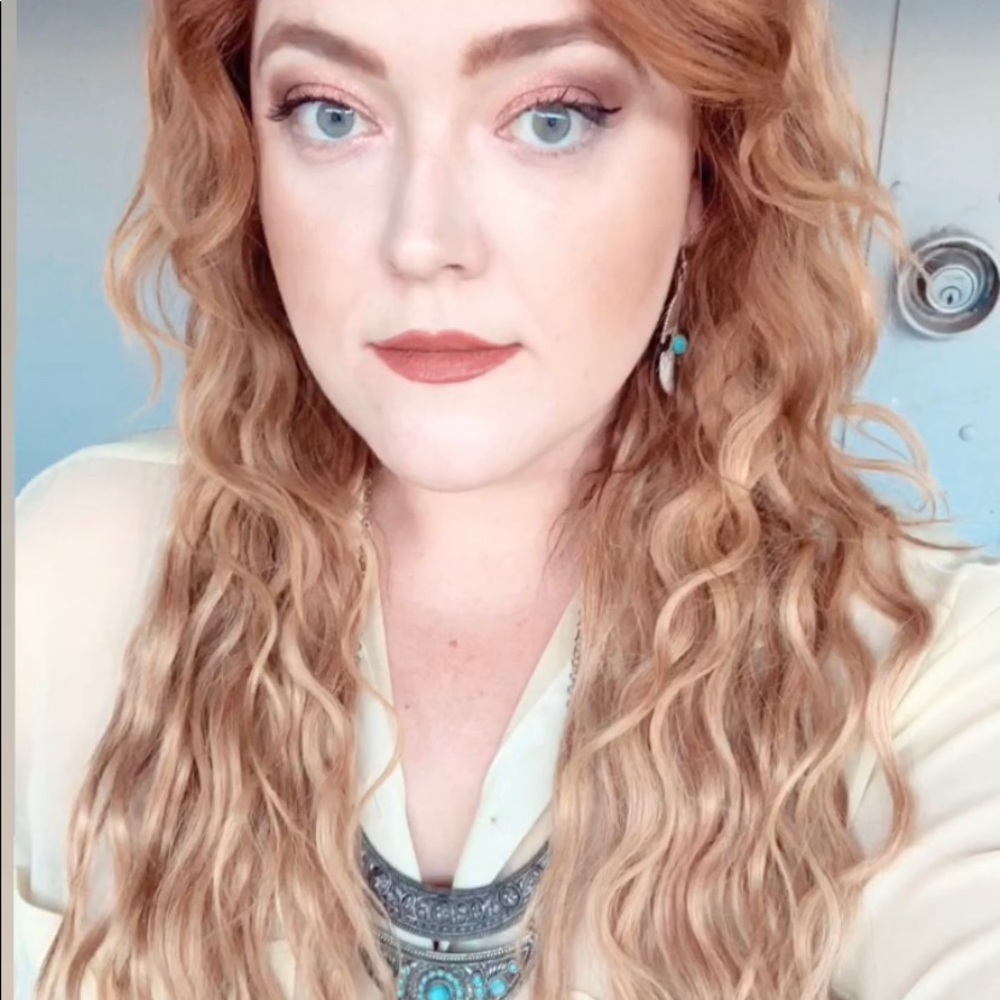 Meet your Posher, Meg